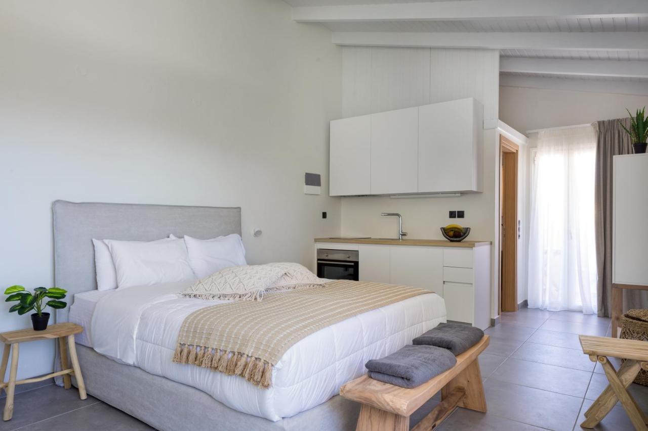 S U E N O - Studios And Apartments, With Shared Pool Kato Daratso Bagian luar foto